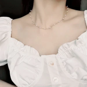 สร้อยคอมินิมอล ประดับมุกเล็กๆ