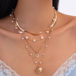 สร้อยคอไข่มุกขาว สามชั้น สวยหวาน สำหรับสาวน่ารัก